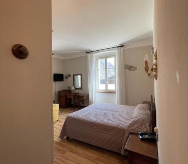 Castiglione d'Intelvi Hotel | Hotel La Torre