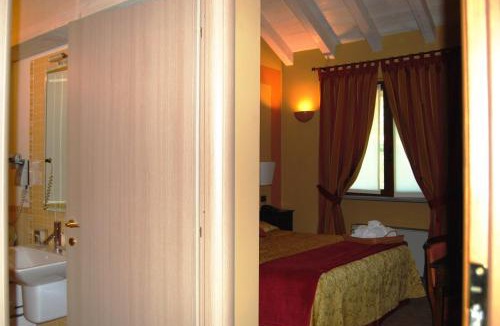 Gambolo Hotel | Hotel Locanda Da Carla