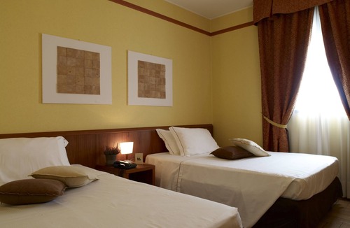 Peschiera Borromeo Hotel | Hotel Montini