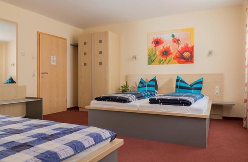Lappersdorf Hotel | Hotel Papillon
