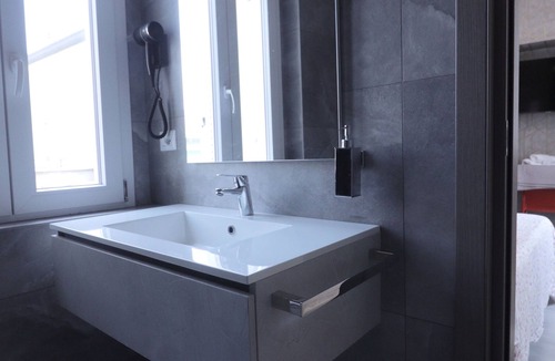 Merone Hotel | Hotel Pontenuovo