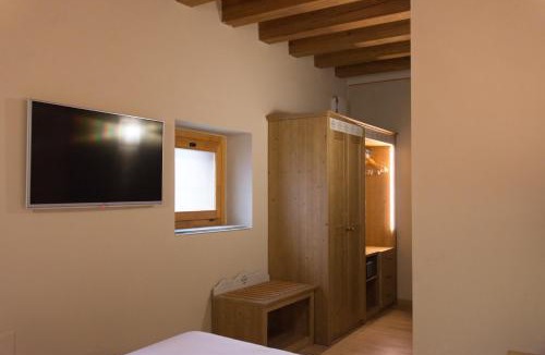 Cornegliano Laudense Hotel | Hotel Sesmones