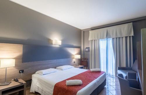 Zona Lancetti Hotel | Hotel Sunflower