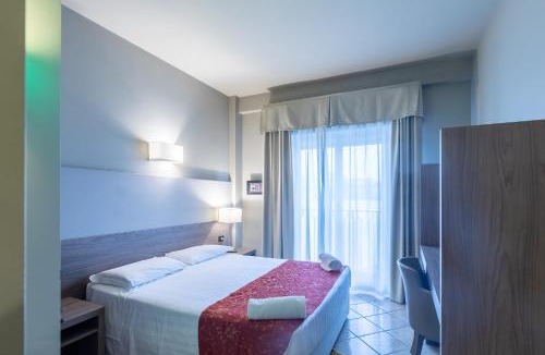 Zona Lancetti Hotel | Hotel Sunflower