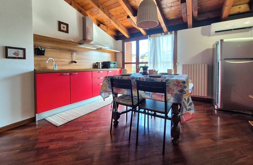 Centro Storico Sud Apartment | I Lecci - Two Bedroom Apartment, Sleeps 4