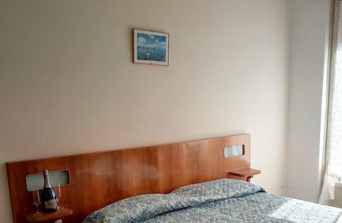 Crebbio House | ideal for 2 people - very nice view of the lake - 2 km from Moto Guzzi