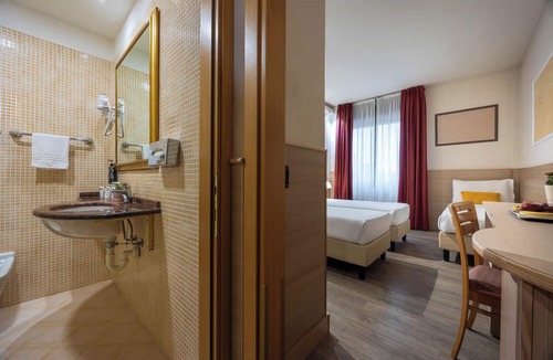 Isola del Bosco - Delle Corti Hotel | iH Hotels Milano St. John Sesto San Giovanni