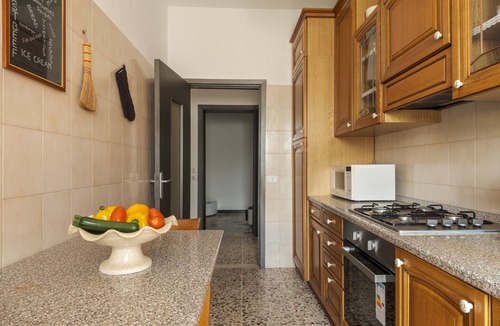 Sarnico Apartment | Il Cerro - Sarnico - Three Bedroom Apartment, Sleeps 5