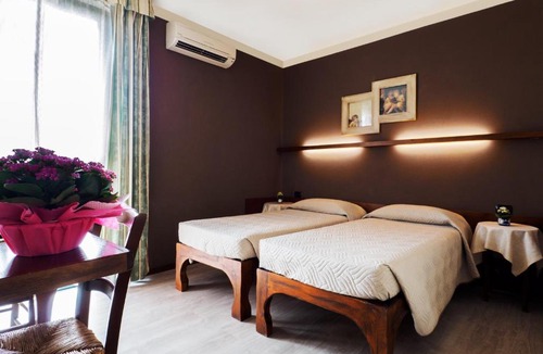 Busto Arsizio House | Il Fiordaliso Foresteria