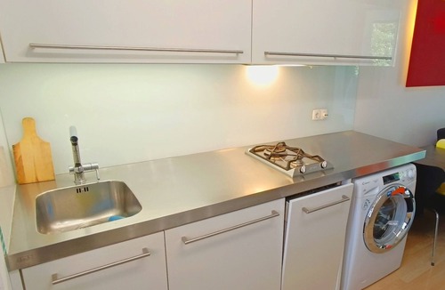 Porlezza Apartment | IL GELSOMINO apartment with pool and garden.
