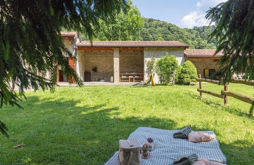 Barzio House | Il Giardino Segreto: Luna