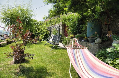 Traona Apartment | Il giardino Segreto - Three Bedroom Apartment, Sleeps 8