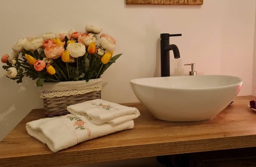 Scandolara Ravara Bed & Breakfast | Il luogo ideale per riscoprire il silenzio e l’intimità delle cose semplici.
