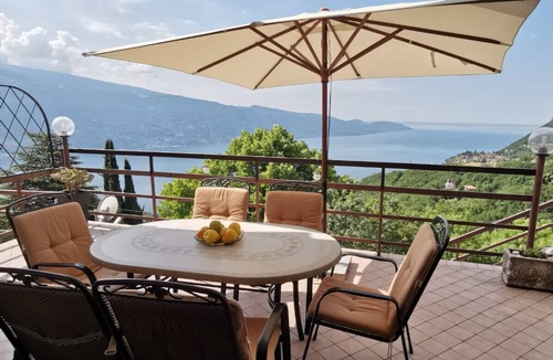 Aer Apartment | Il Patio - Theater Home, with big terrace and marvellous lake view