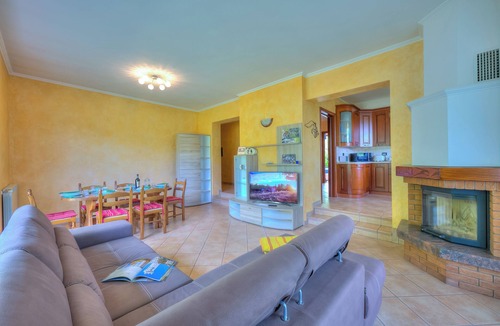 Cellina House | Il Sole Di Mirasole, Leggiuno, Italy