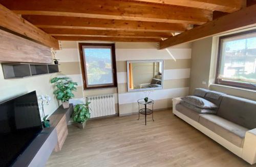 Cenate Sotto Apartment | Immerso nel verde 4 posti letto