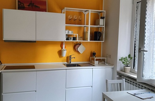 Milan Apartment | In Milan and yet at home: The Yellow House studio!