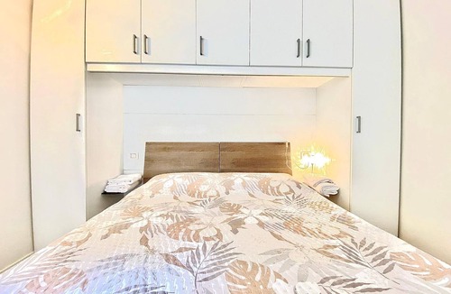 Certosa Apartment | In the Heart of Viale Certosa, between Milan Center and Fiera MilanoCity, with parking