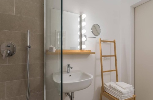 Moniga del Garda Bed & Breakfast | Insula Felix - Deluxe Double or Twin Room with Lake View