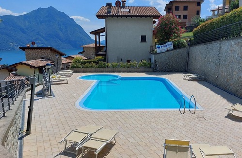 Costa Volpino House | Iseo Lake Villa with lake view and pool