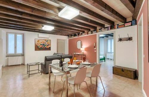 Iseo Apartment | Iseo Portelle Holiday da Barbara - private parking & bike storage