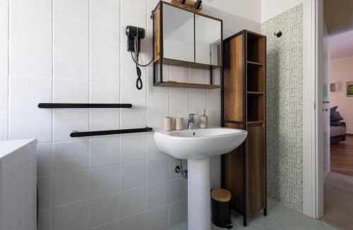 Tavernola Apartment | IseoLakeRental - Fuori Porta