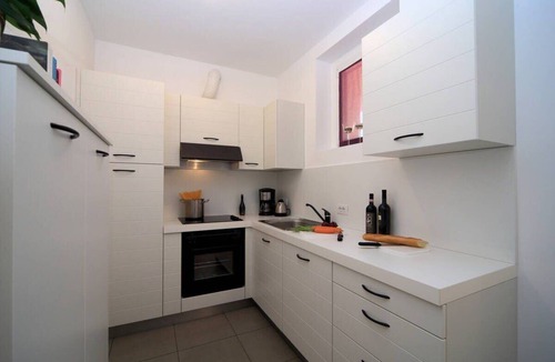 Maccagno Apartment | Golfo Gabella standard 2 bedroom apartment