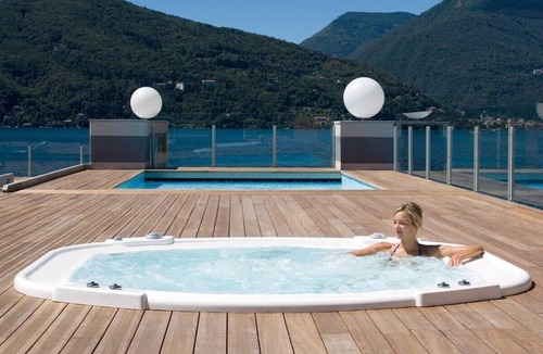 Maccagno Apartment | Lake Maggiore 3 bedroom apartment with pool