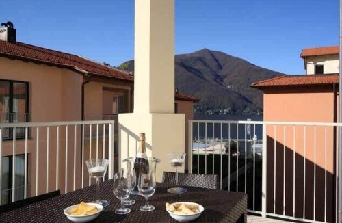 Maccagno Apartment | Lake Maggiore 3 bedroom apartment with pool