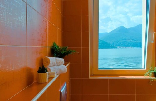 Maccagno Apartment | Lake Maggiore apartment with lake views