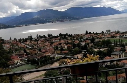 Maccagno Apartment | Lake view apartment