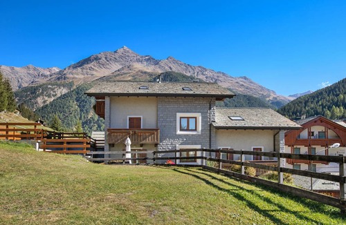 Santa Caterina Valfurva Apartment | 80 m² Apartment ∙ 1 bedroom ∙ 8 guests