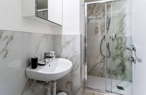 Magenta Apartment | Italianway - The B Village Standard - Apt 02