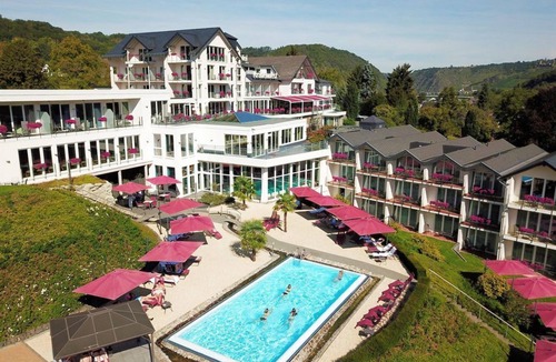 Loef House | Junior Suite-Non Refundable BI 1P - Moselstern Parkhotel Krähennest