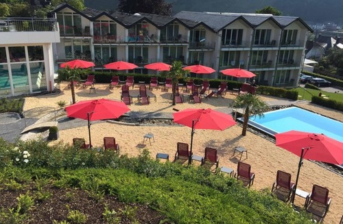 Loef House | Junior Suite-Non Refundable BI 1P - Moselstern Parkhotel Krähennest