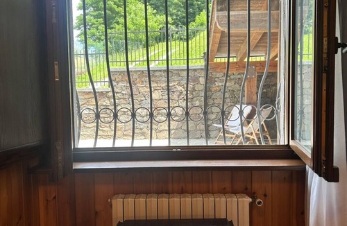Tirano House | L'atmosfera di uno chalet di montagna alle porte del centro storico di Tirano
