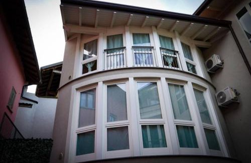 Sesto Calende Apartment | L'Attico del Lago