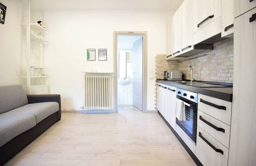 Mercallo Apartment | La Casa dei Laghi 1 Cozy 1-bedroom apartment in marvelous Mercallo with AC, WiFi