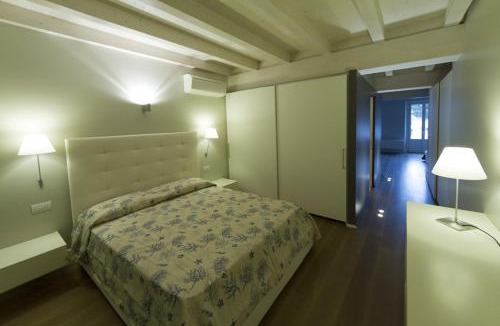Lovere Old Town Apartment | La Casa Del Porto