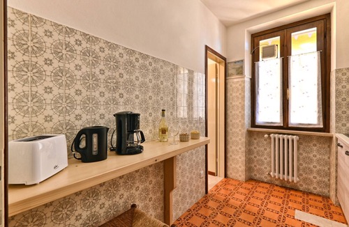 Bogliaco Apartment | La Casa del Vento - Appartamento Montagna by Theater Home