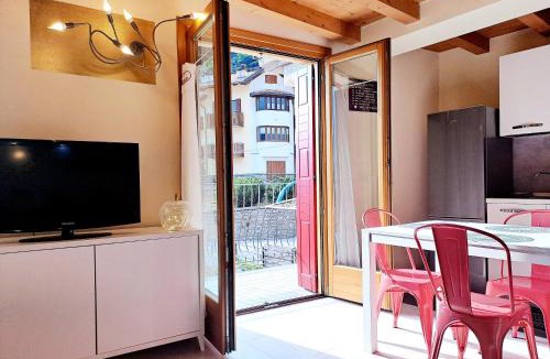 Vione Apartment | La Casa di Allegra