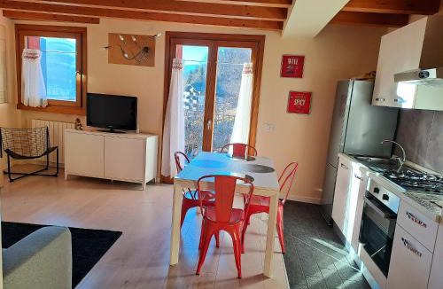 Vione Apartment | La Casa di Allegra