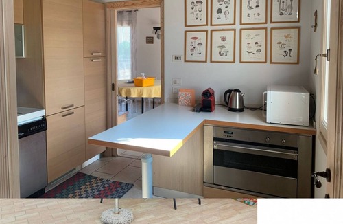 Pozzolengo Apartment | La Casina Apartment - with garden and pool