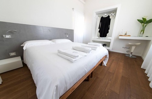 Boffalora Sopra Ticino Bed & Breakfast | La corte sul naviglio