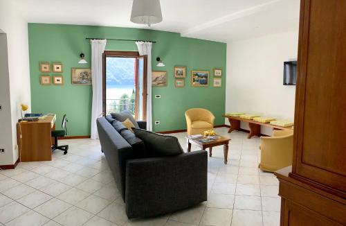 Azzano Apartment | La Dolce Vista