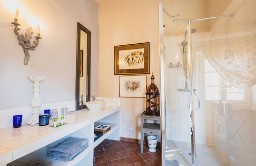 Vence Bed & Breakfast | La Maison du Frene