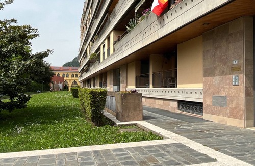Lecco Apartment | La Piazzetta Verde - Affitti Brevi Italia