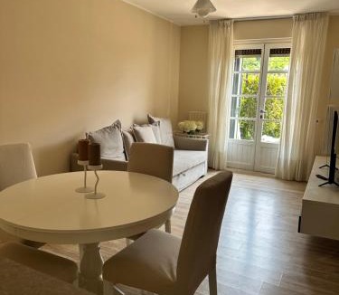 Arcore House | La Raffa House - Buen Retiro