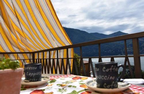 Carate Urio Apartment | La Resilienza, apartment with view, Carate Urio