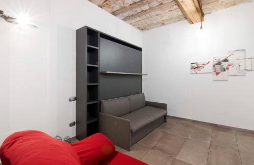 Porlezza Apartment | La Sartoria